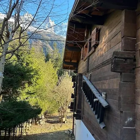 Le 1853 木屋 霞慕尼