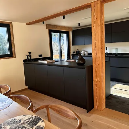 Le 1853 木屋